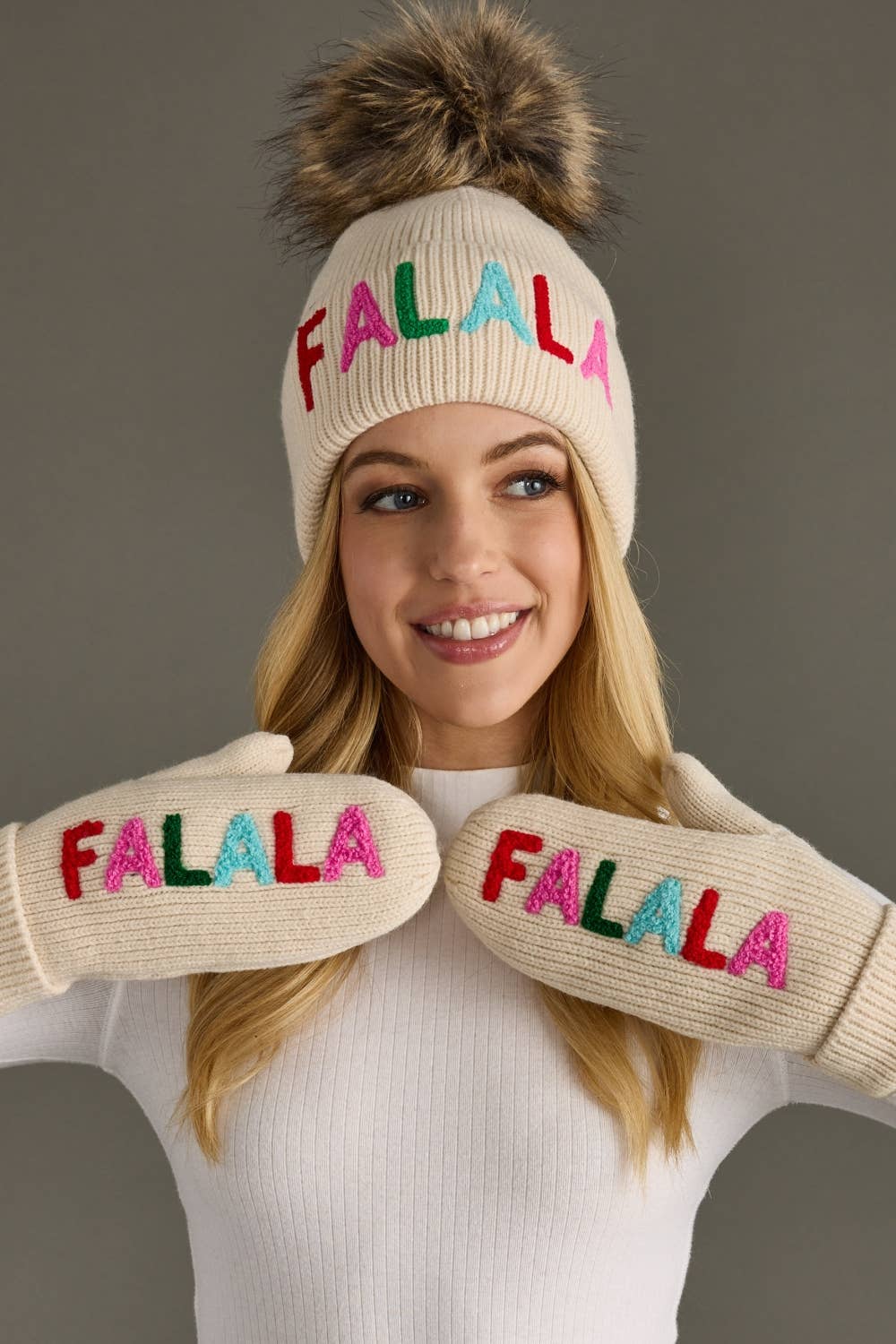 Fa La La Knit Mittens