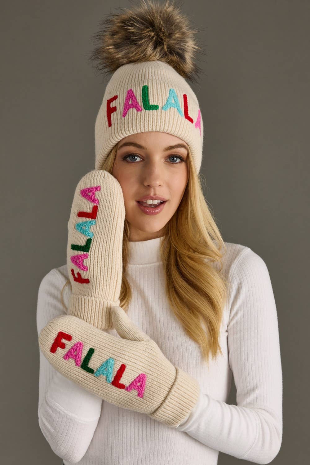 Fa La La Knit Mittens