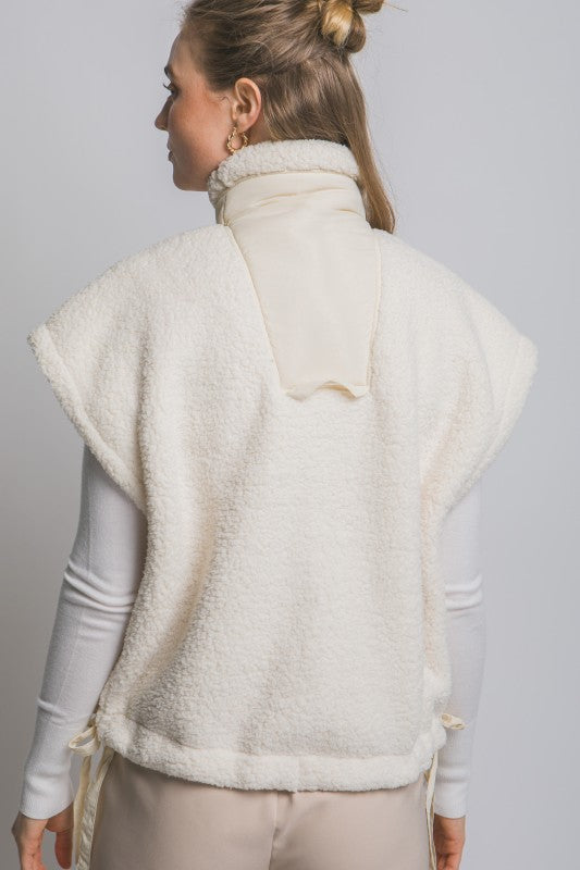 Falling For You Sherpa Vest - Ivory