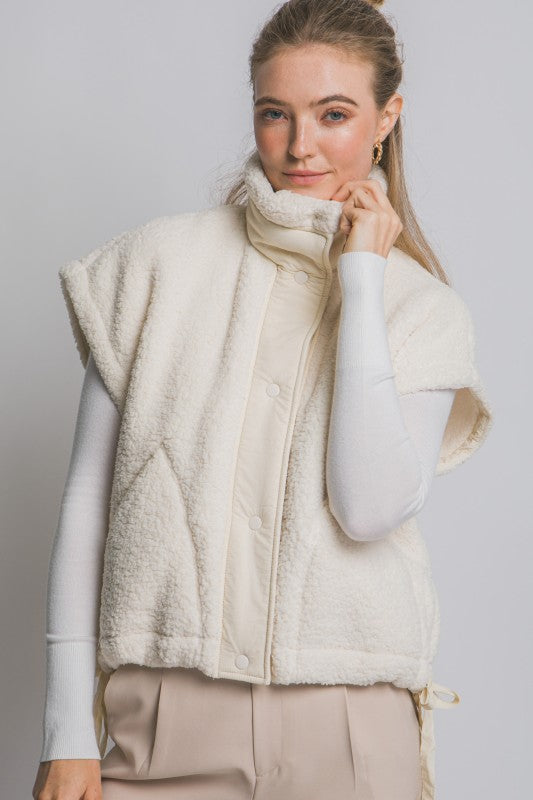 Falling For You Sherpa Vest - Ivory