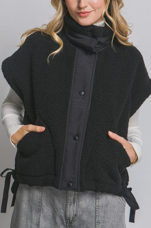 Falling For You Sherpa Vest - Black