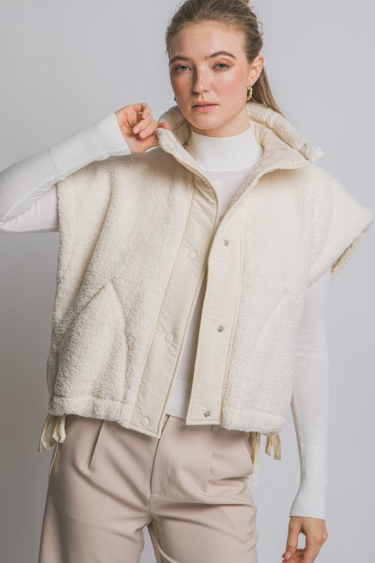 Falling For You Sherpa Vest - Ivory