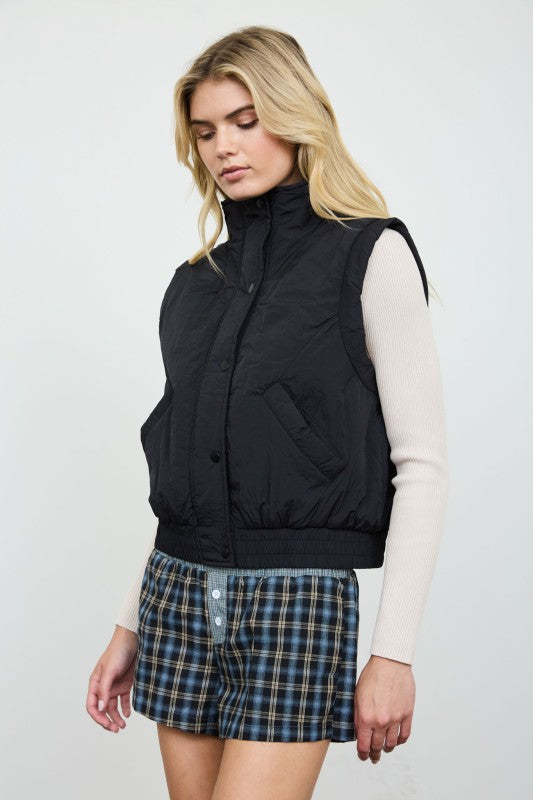 Mock Neck Snap Puffer Vest - Black