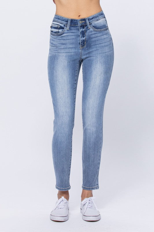 Judy Blue Light Wash Relaxed Fit - FINAL SALE